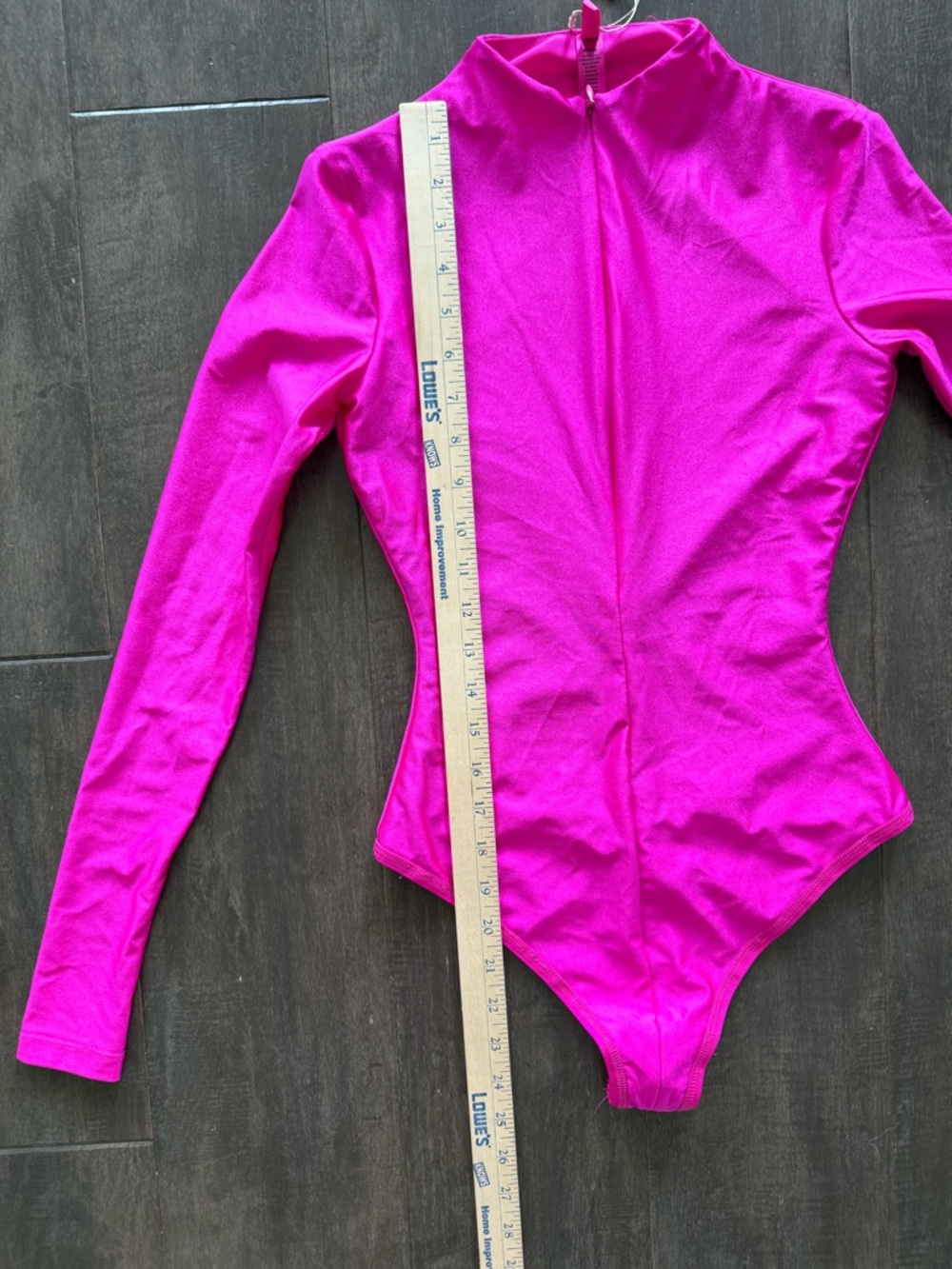 SKIMS NWT Disco Fuchsia Zip Front Long Sleeve Bodysuit Womens Size S - Picture 8 of 13